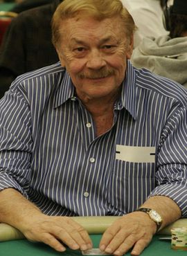 Jerry Buss è tornato a calcare i tavoli da gioco
